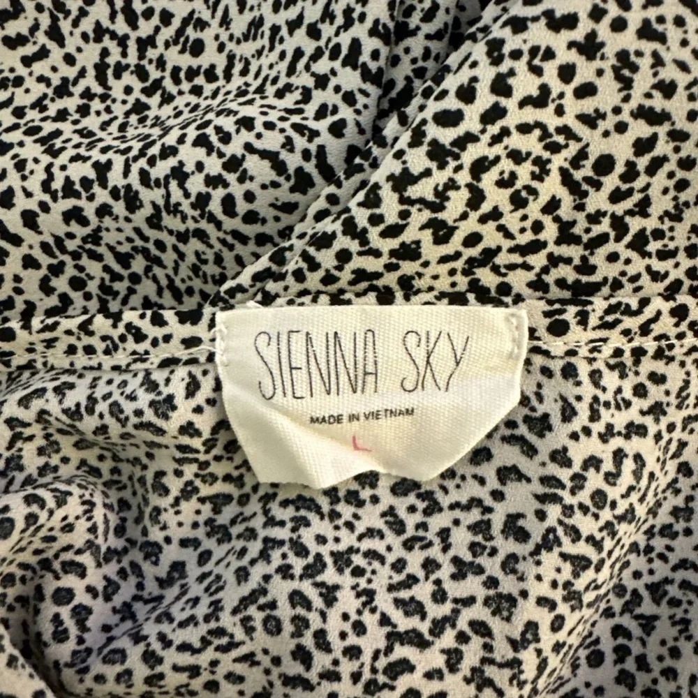 Sienna Sky Large Multi-Color w/Animal Print Short Sleeve Popover Peplum Blouse